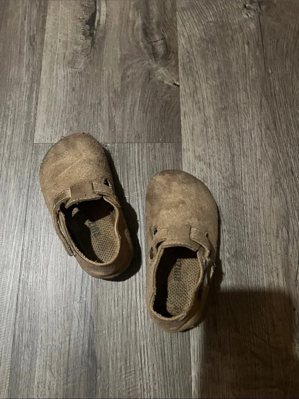 Guc  potatoe shoes  by Ruizu Size (8toddler)